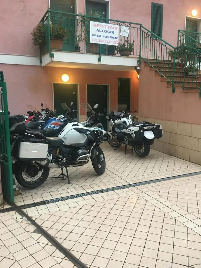 Casa vacanze Appartamento Villa Mare Blu 1° piano su 2 livelli Ventimiglia