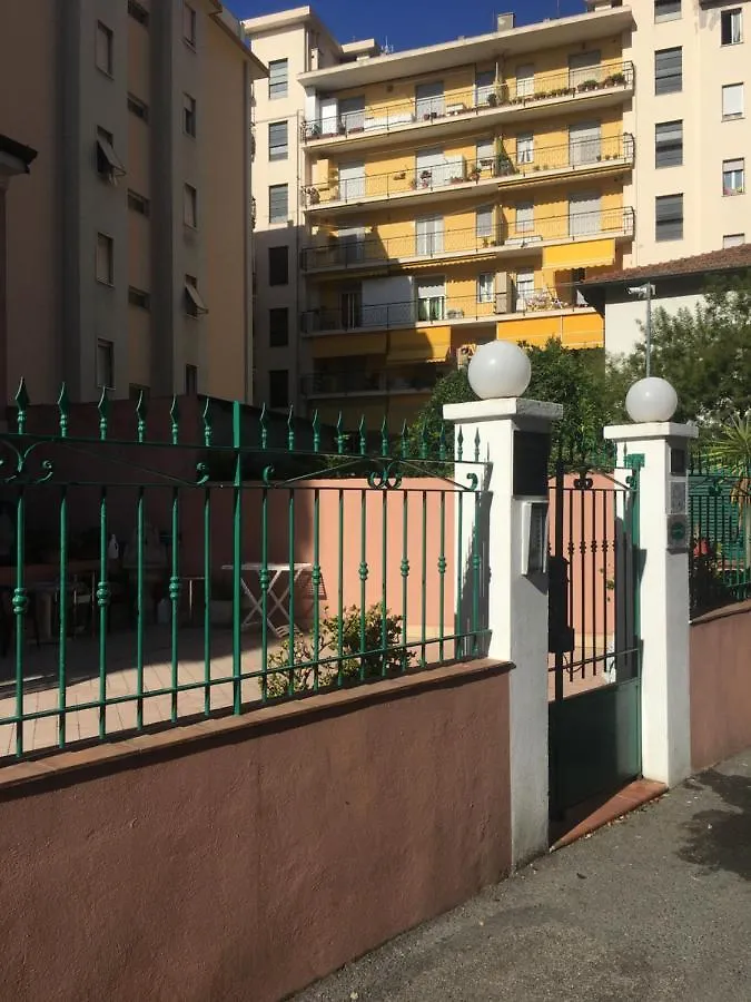 Appartamento Villa Mare Blu 1 Piano Con Terrazzo Ventimiglia Holiday home